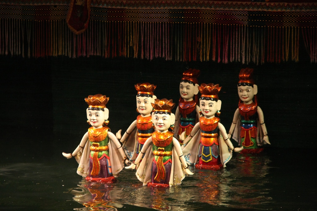 vietnam water puppet show ho chi minh